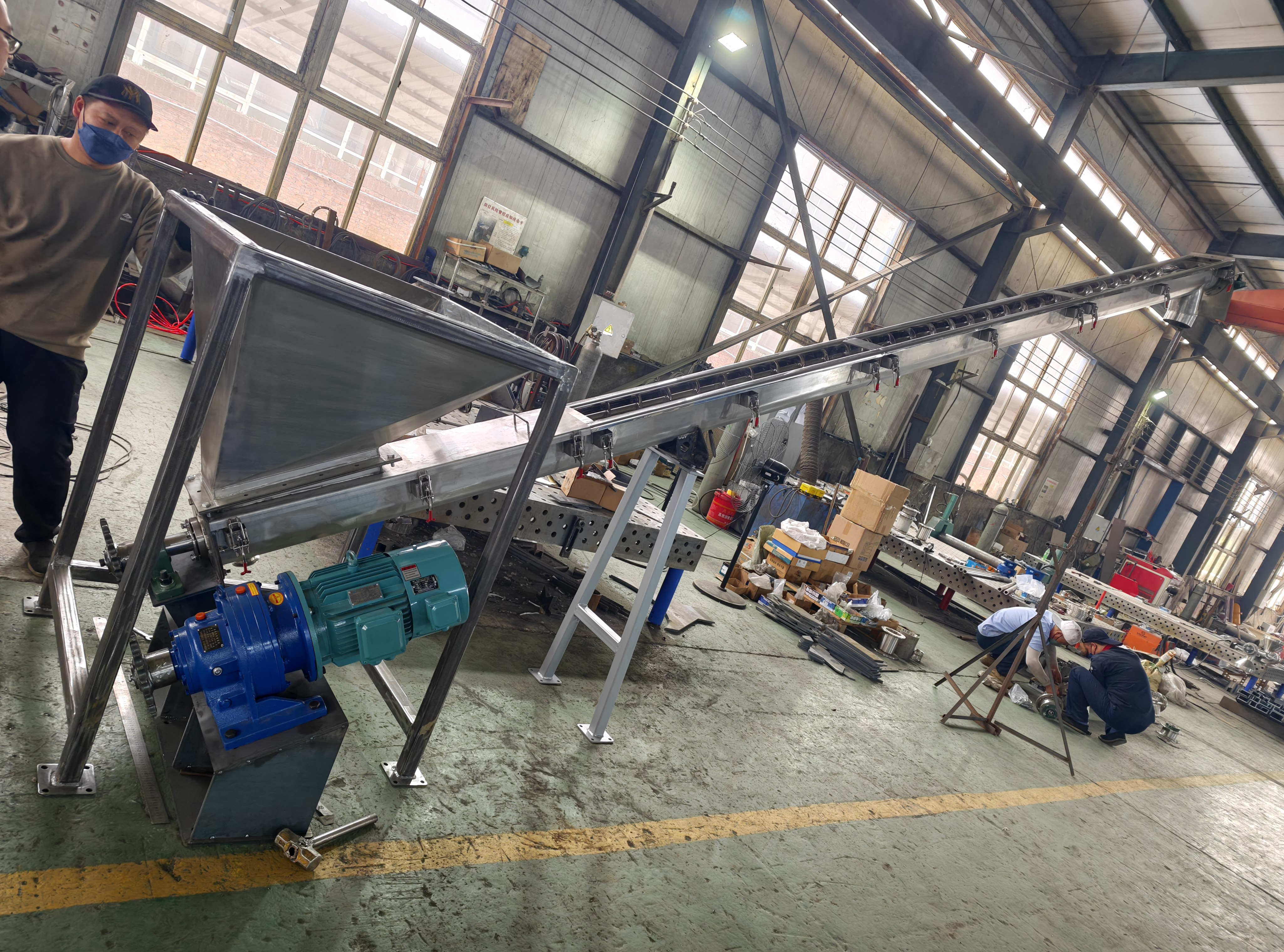 螺旋輸送機(jī)LS螺旋輸送機(jī)有軸無軸螺旋輸送機(jī)除塵灰輸送機(jī)